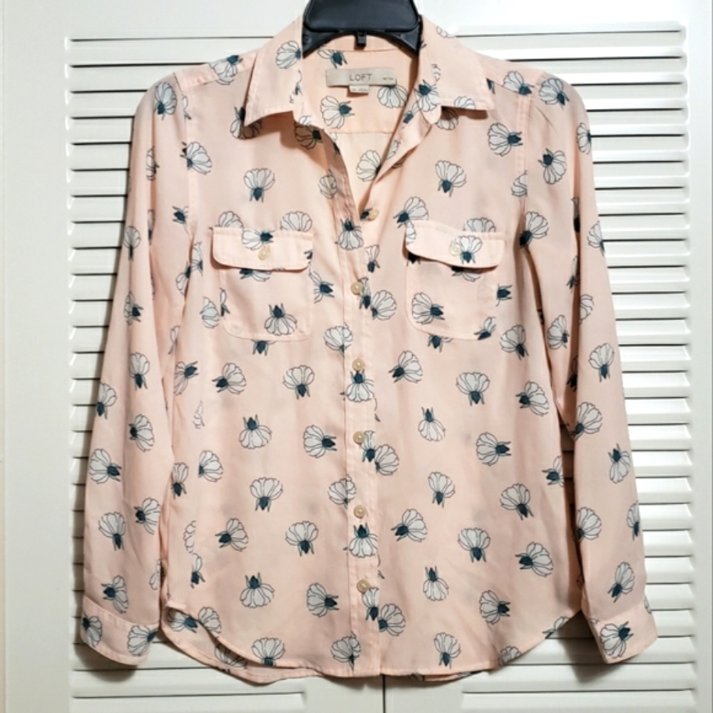 Loft Womans Peach Floral Blouse